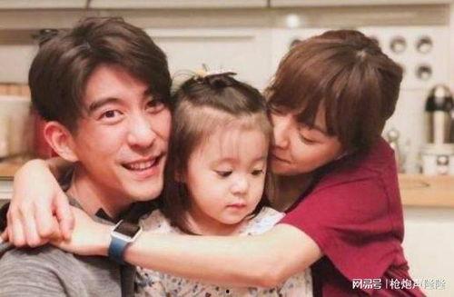 贾静雯与修杰楷视频,幸福生活甜蜜如蜜